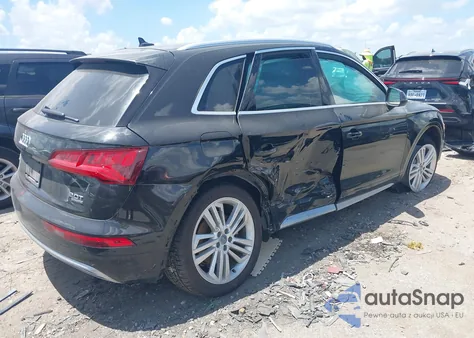 2018 Audi Q5 2.0T Premium/2.0T Tech Premium z USA, uszkodzony, nr VIN WA1BNAFY2J2104017